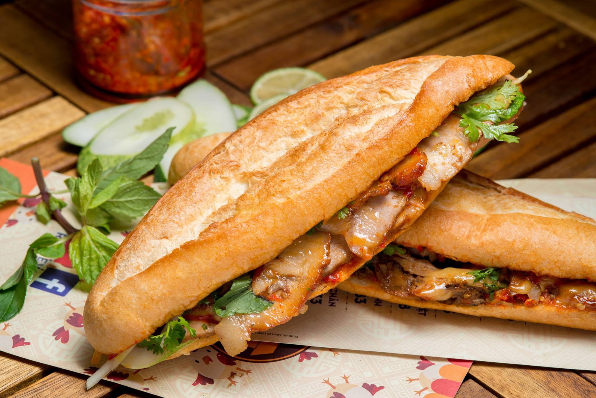 Ăn bánh mì thịt có béo không?