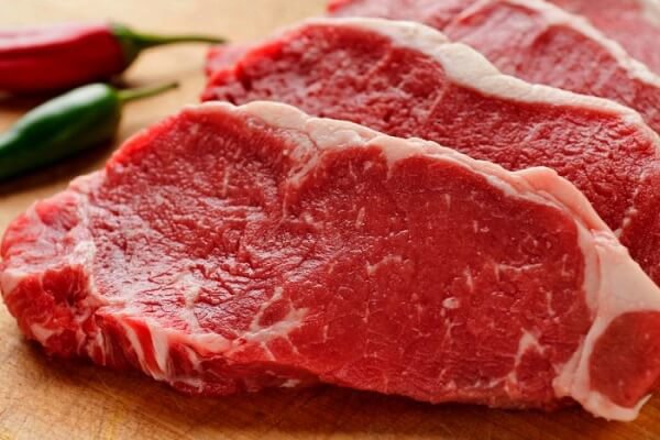 Thịt bò có tác dụng gì cho người bị thiếu máu?